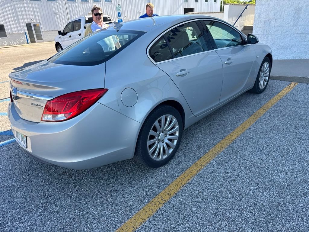 Used 2011 Buick Regal CXL FWD image 4