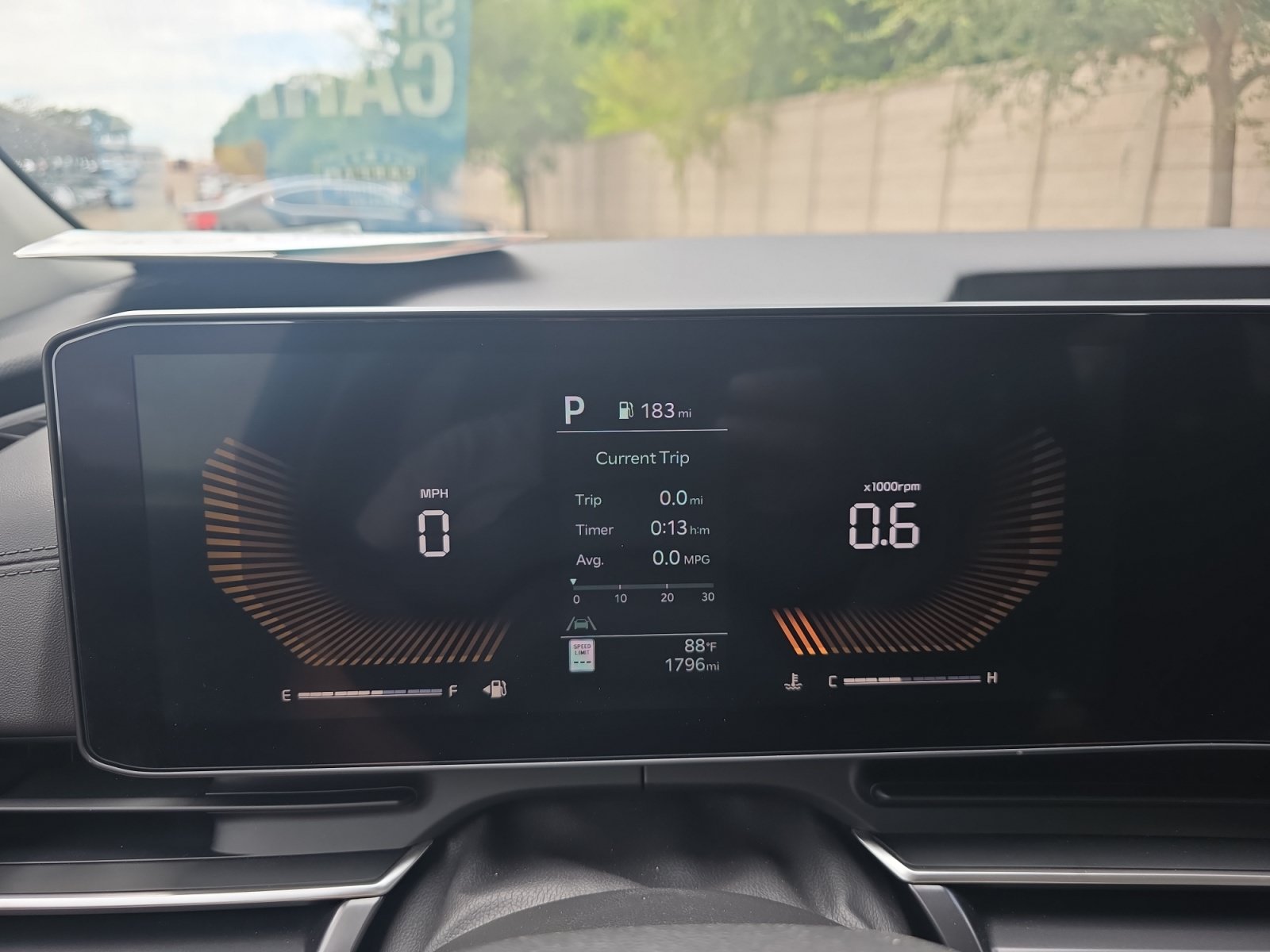 Certified 2026 Kia Carnival LX FWD image 18