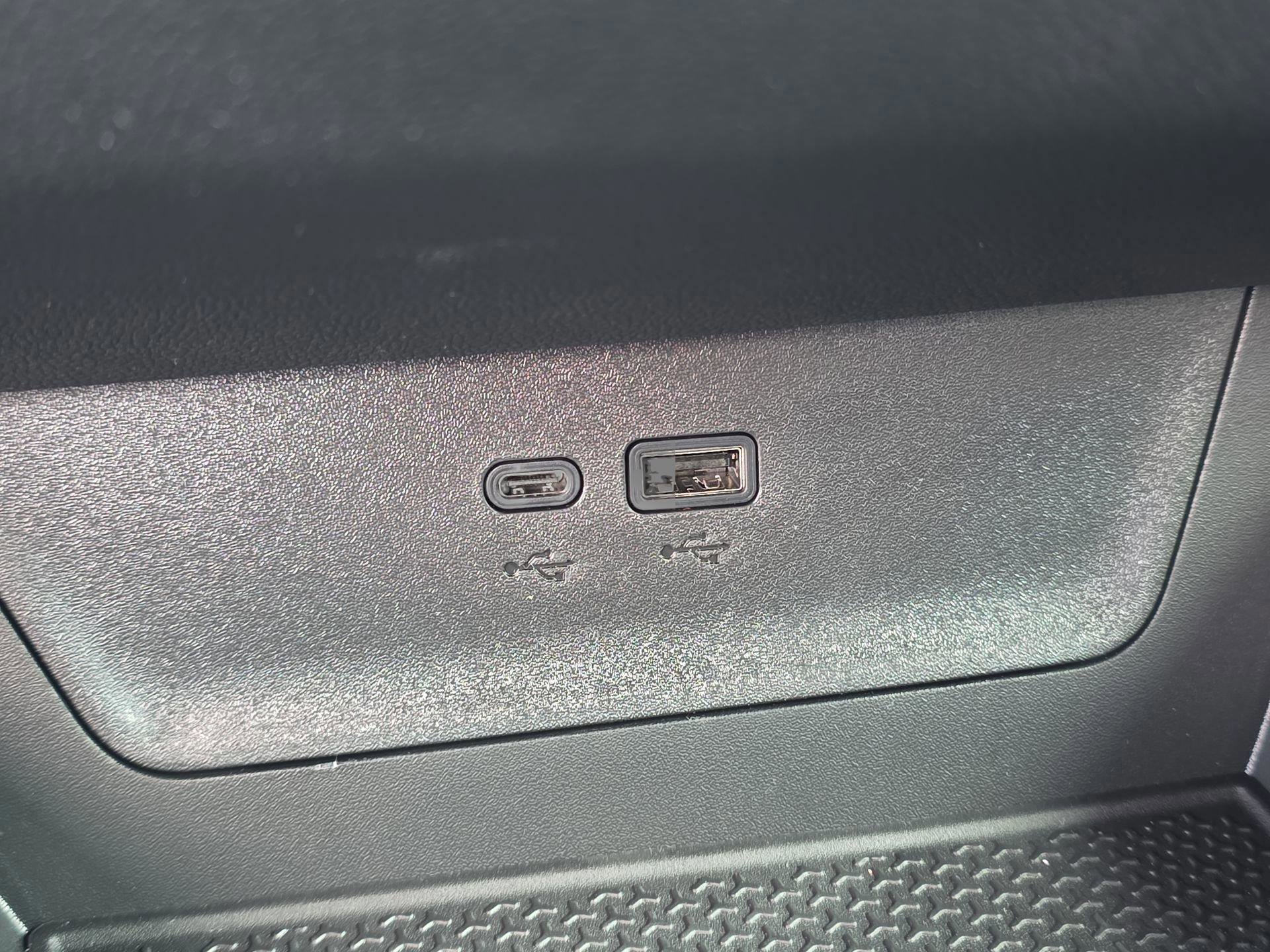 New 2026 Chevrolet Equinox LT w/ Convenience Package II image 22