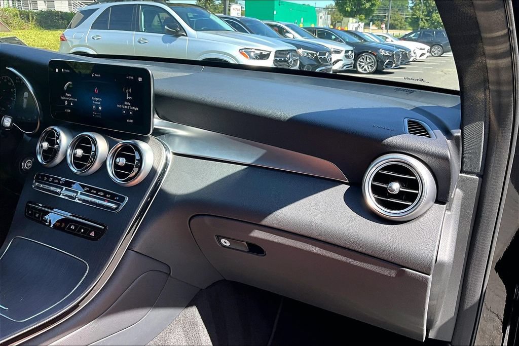 Certified 2022 Mercedes-Benz GLC 300 4MATIC image 16