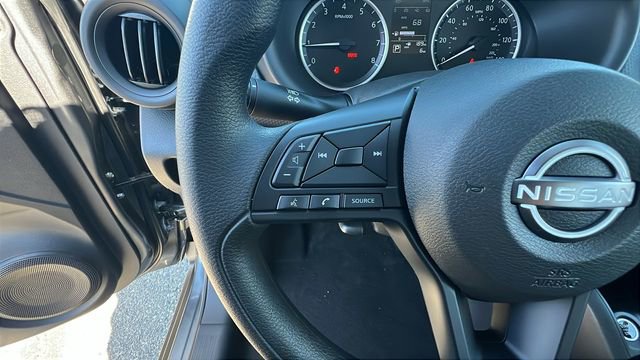 New 2025 Nissan Kicks Play S image 26