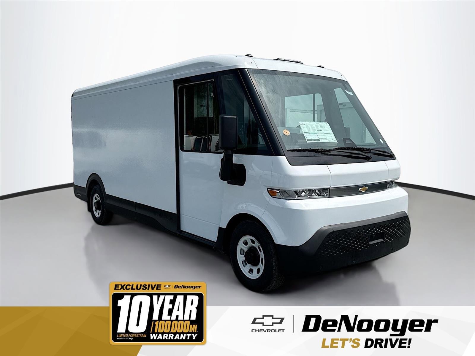 New 2025 Chevrolet Brightdrop 600 w/ Power Door Package AWD/4WD image 1