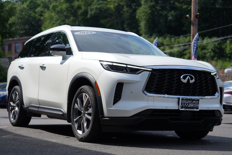 Used 2023 INFINITI QX60 Luxe w/ Cargo Package AWD/4WD image 9