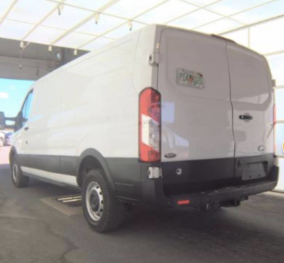 Used 2021 Ford Transit 250 Low Roof RWD image 10