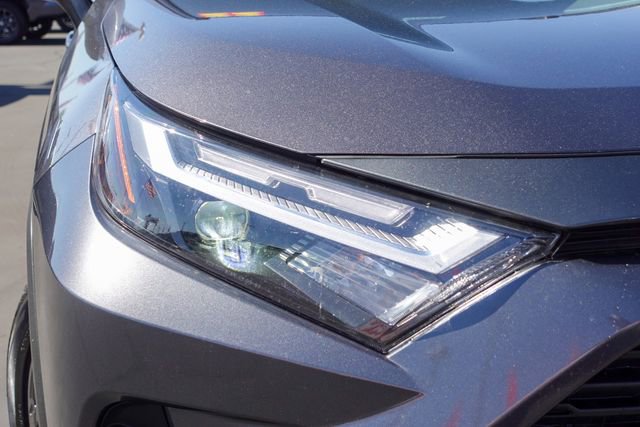 Certified 2022 Toyota RAV4 XLE Premium image 6