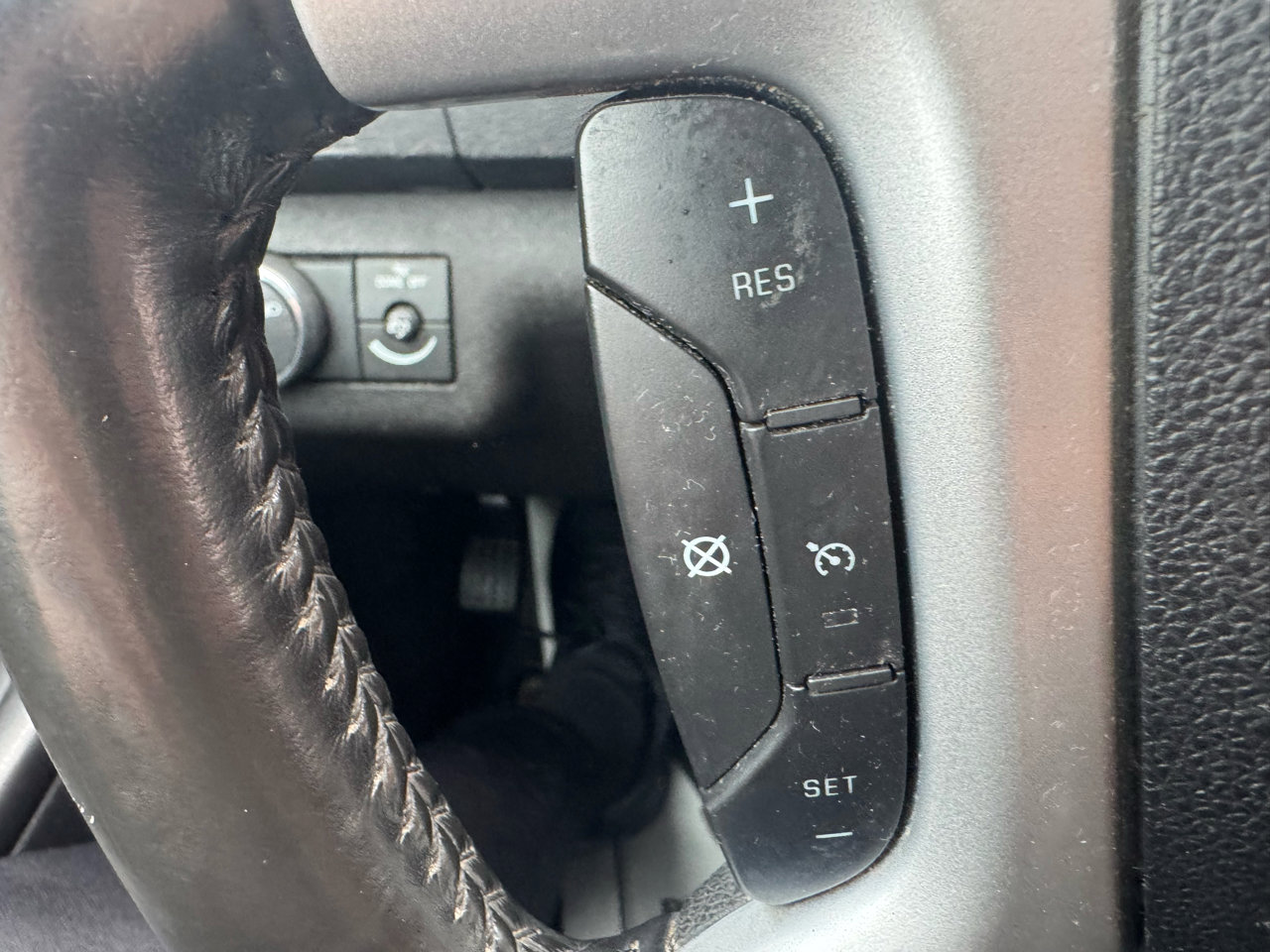 Used 2010 Chevrolet Traverse LT w/ Personal Connectivity Package image 18