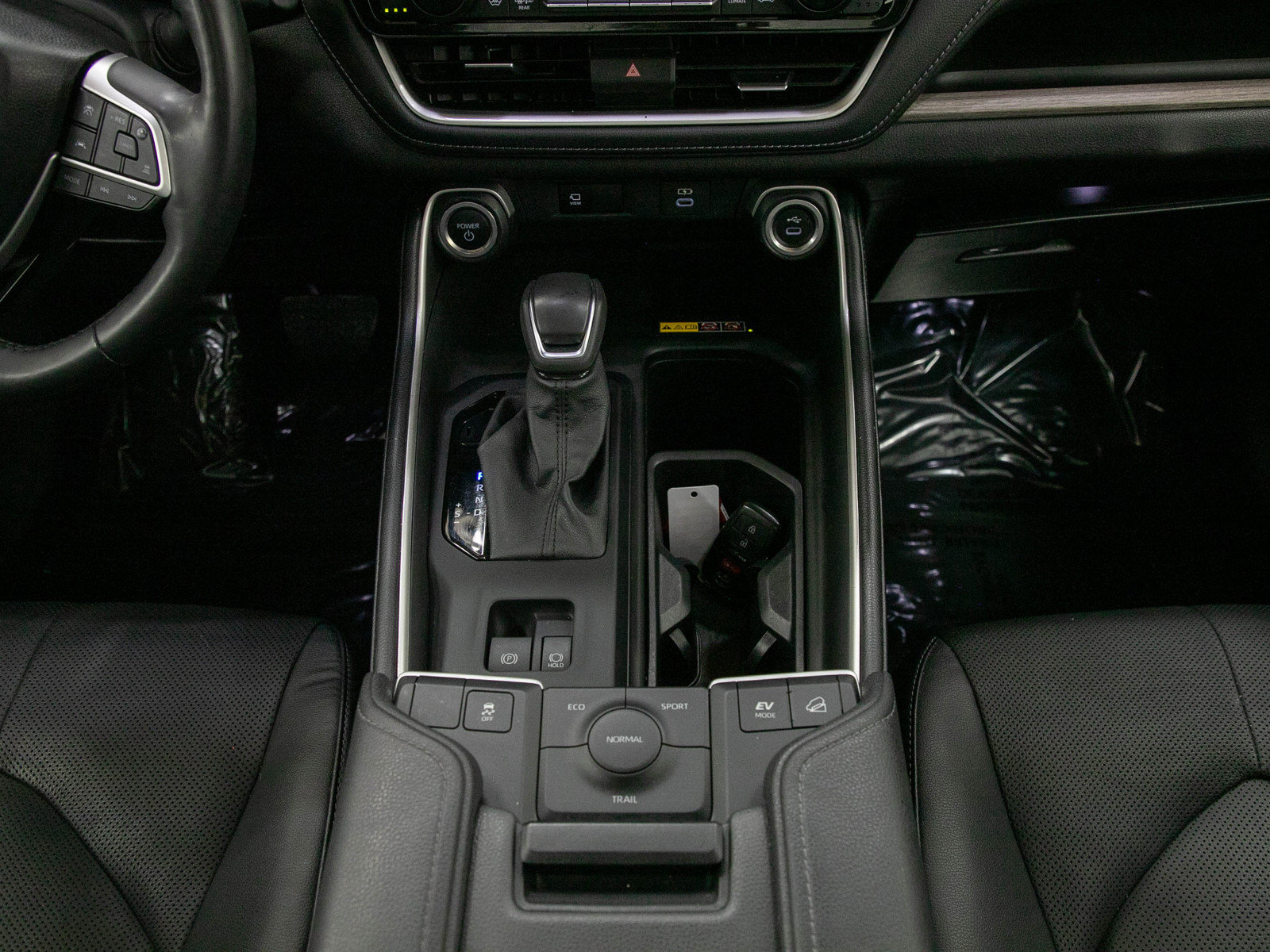 Used 2024 Toyota Grand Highlander AWD Hybrid image 17