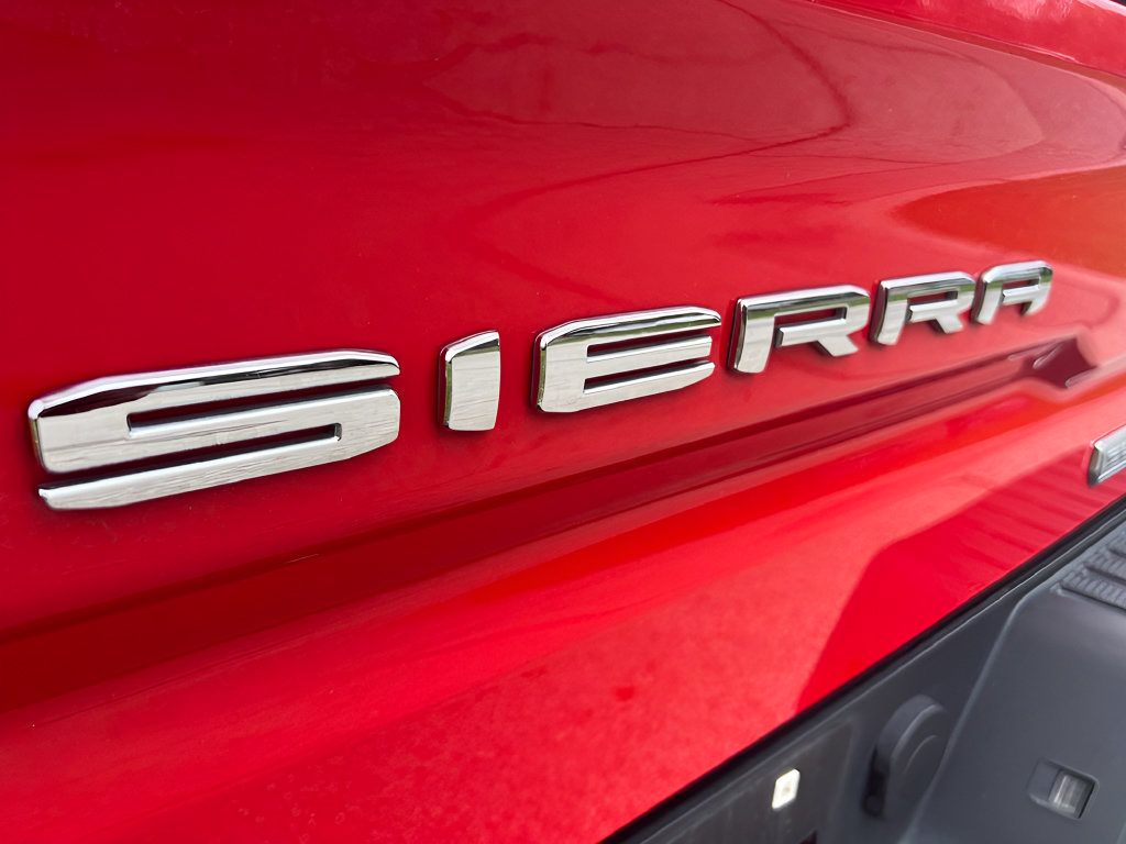 Used 2024 GMC Sierra 1500 Elevation AWD/4WD image 12