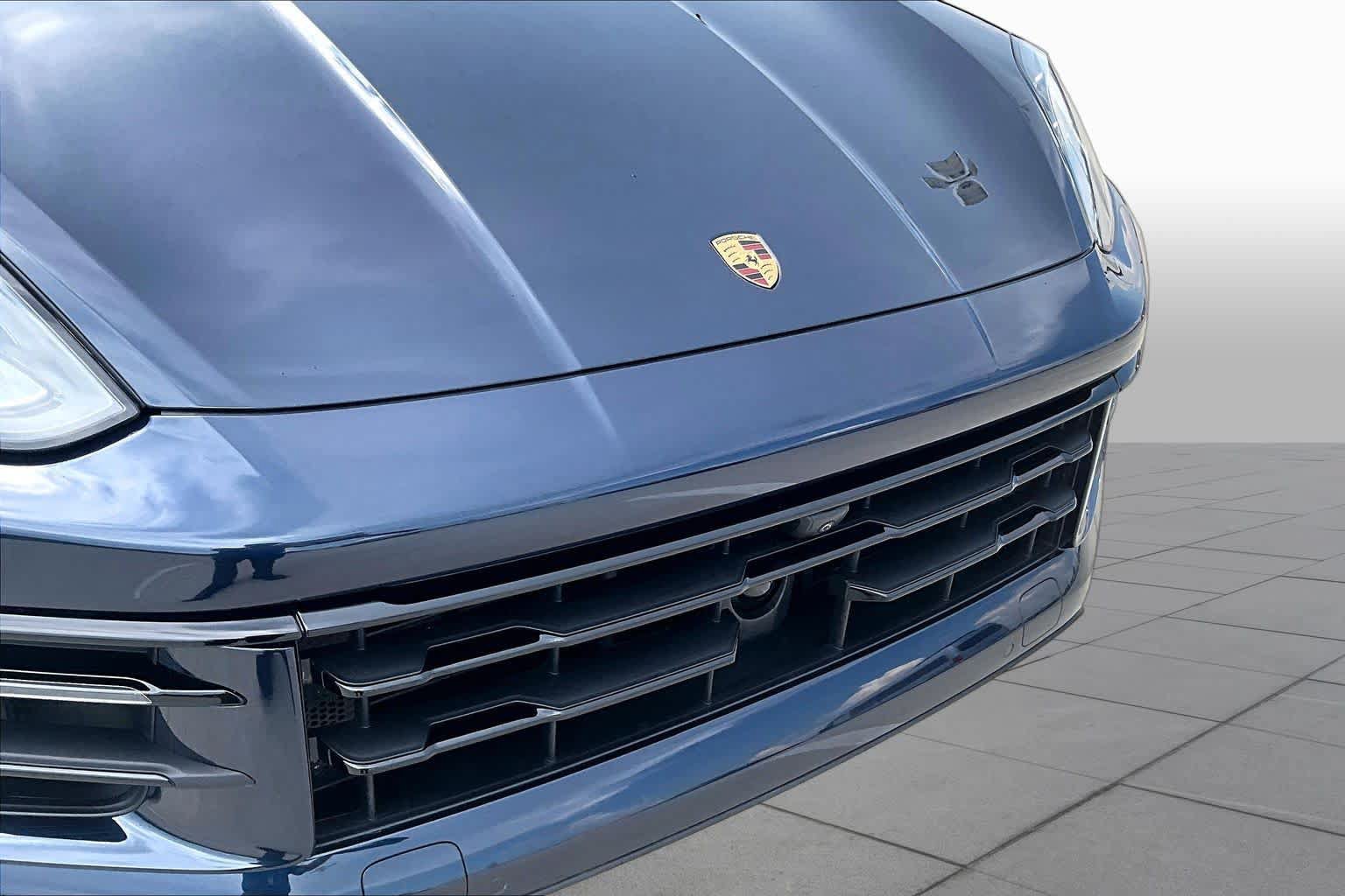 Used 2026 Porsche Cayenne Coupe AWD/4WD image 28