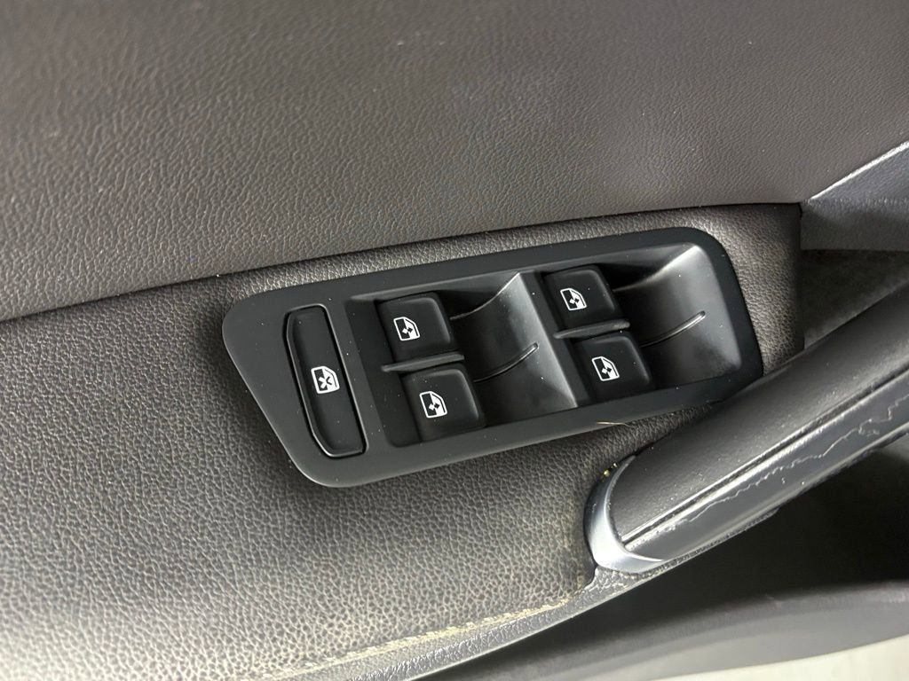 Used 2019 Volkswagen Golf Alltrack SE AWD/4WD image 15