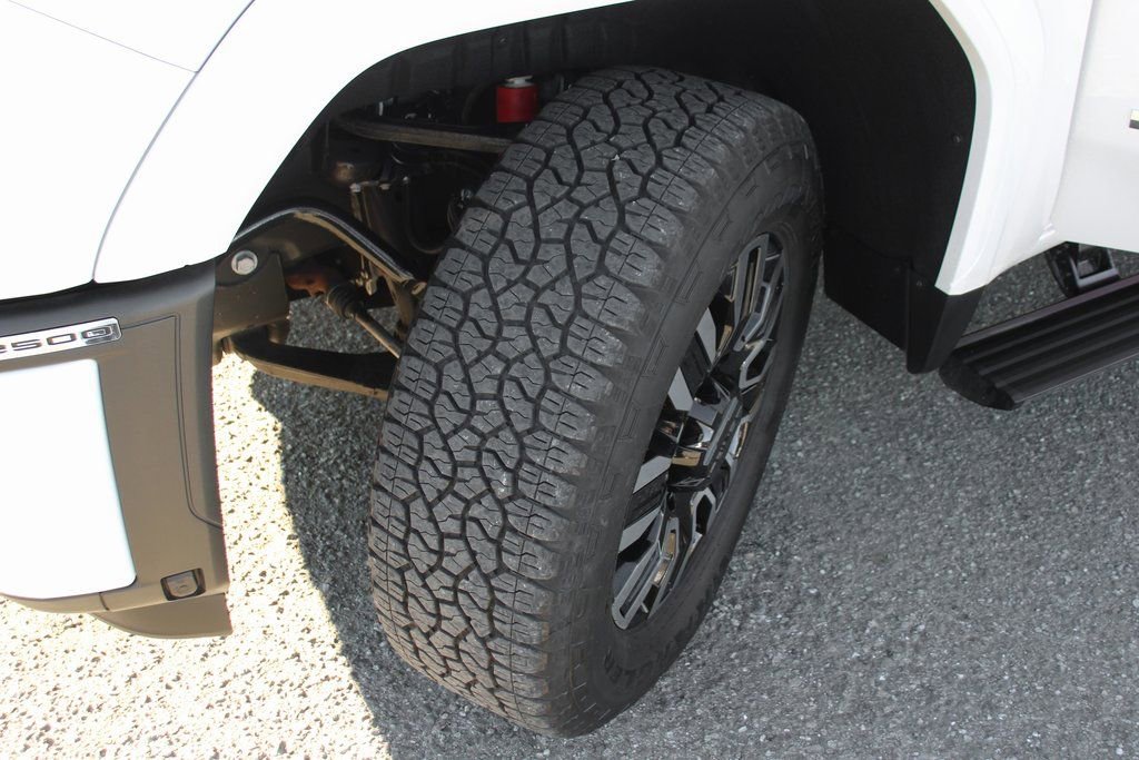 Used 2025 GMC Sierra 2500 Denali Ultimate AWD/4WD image 56