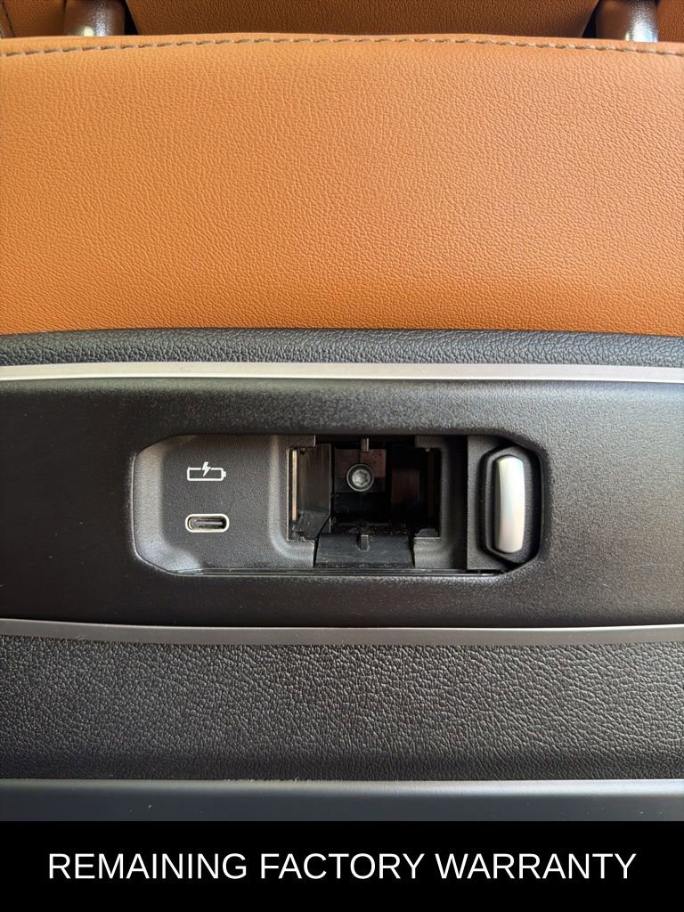 Used 2024 BMW X7 xDrive40i image 29