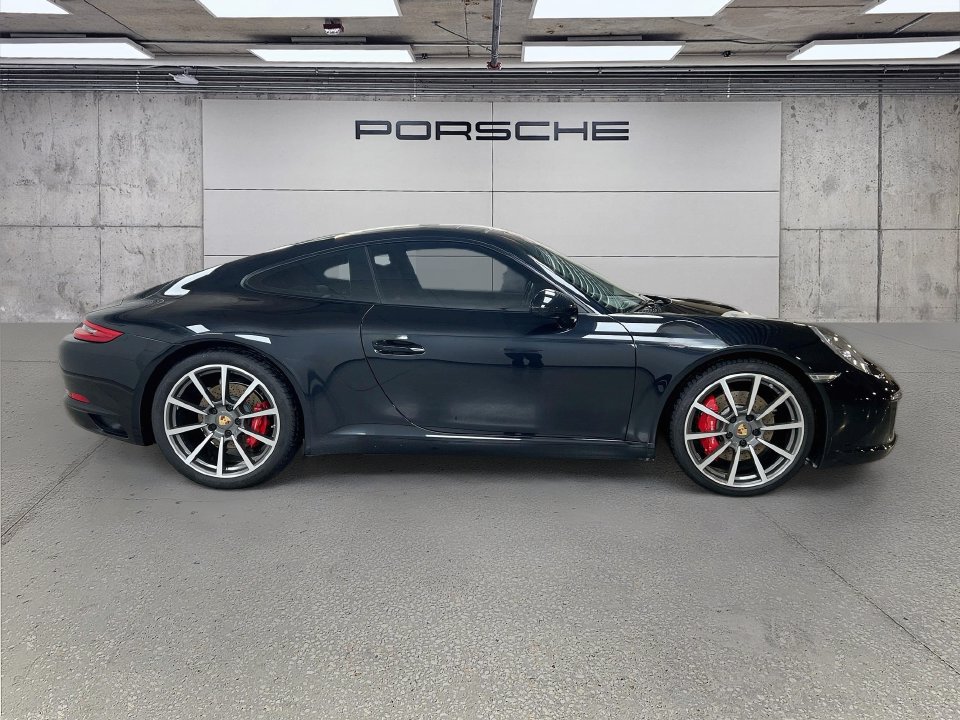 Certified 2017 Porsche 911 Carrera S RWD image 8