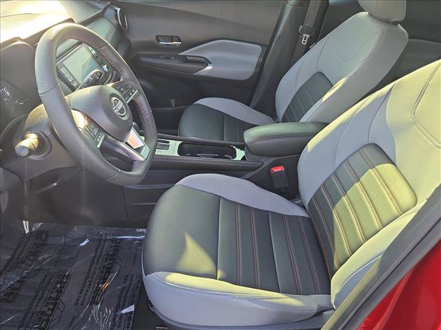 Used 2024 Nissan Kicks SR w/ SR Premium Package FWD image 15