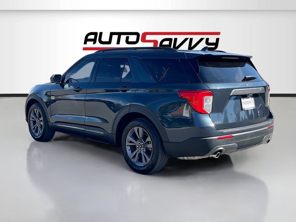 Used 2023 Ford Explorer XLT w/ Equipment Group 202A RWD image 5