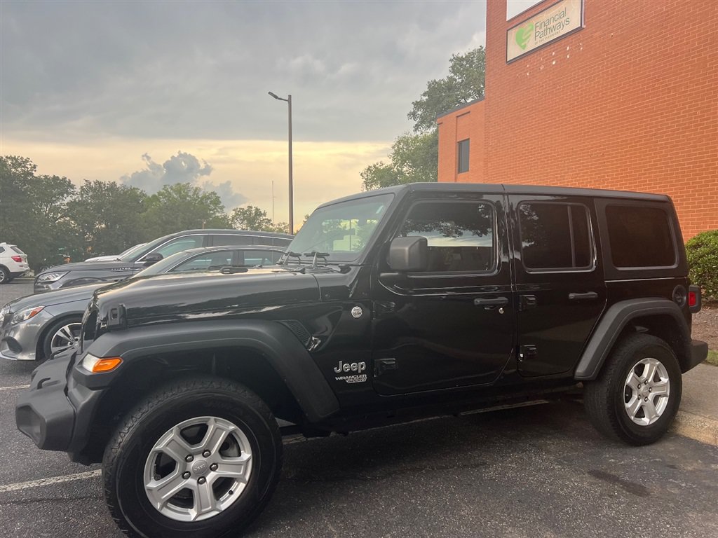 Used 2020 Jeep Wrangler Unlimited Sport S AWD/4WD image 15