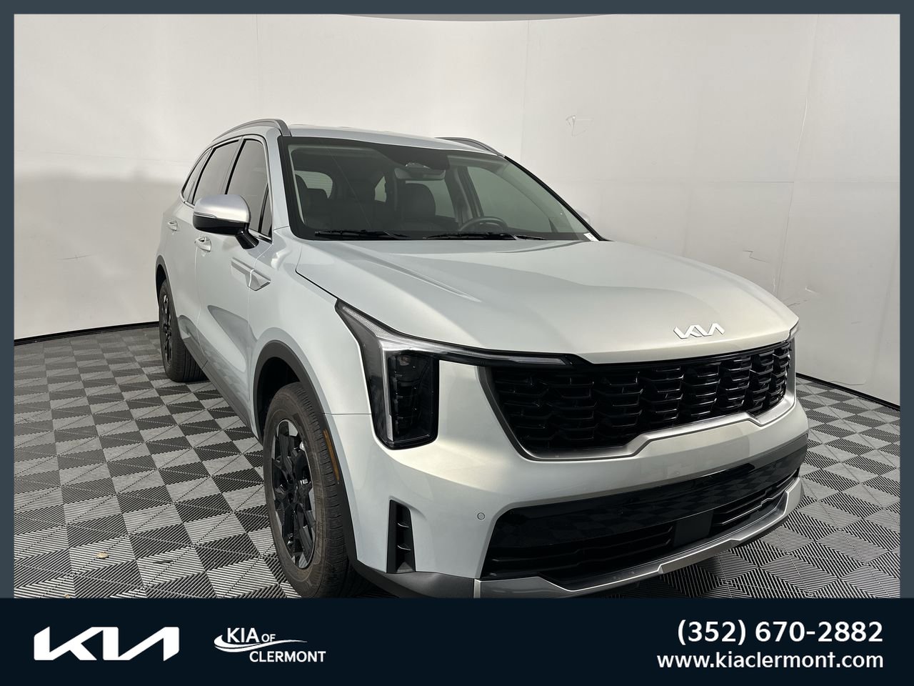 Certified 2026 Kia Sorento S AWD/4WD image 1