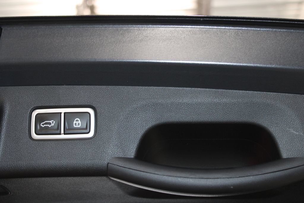 Used 2023 Kia Sorento SX AWD/4WD image 30