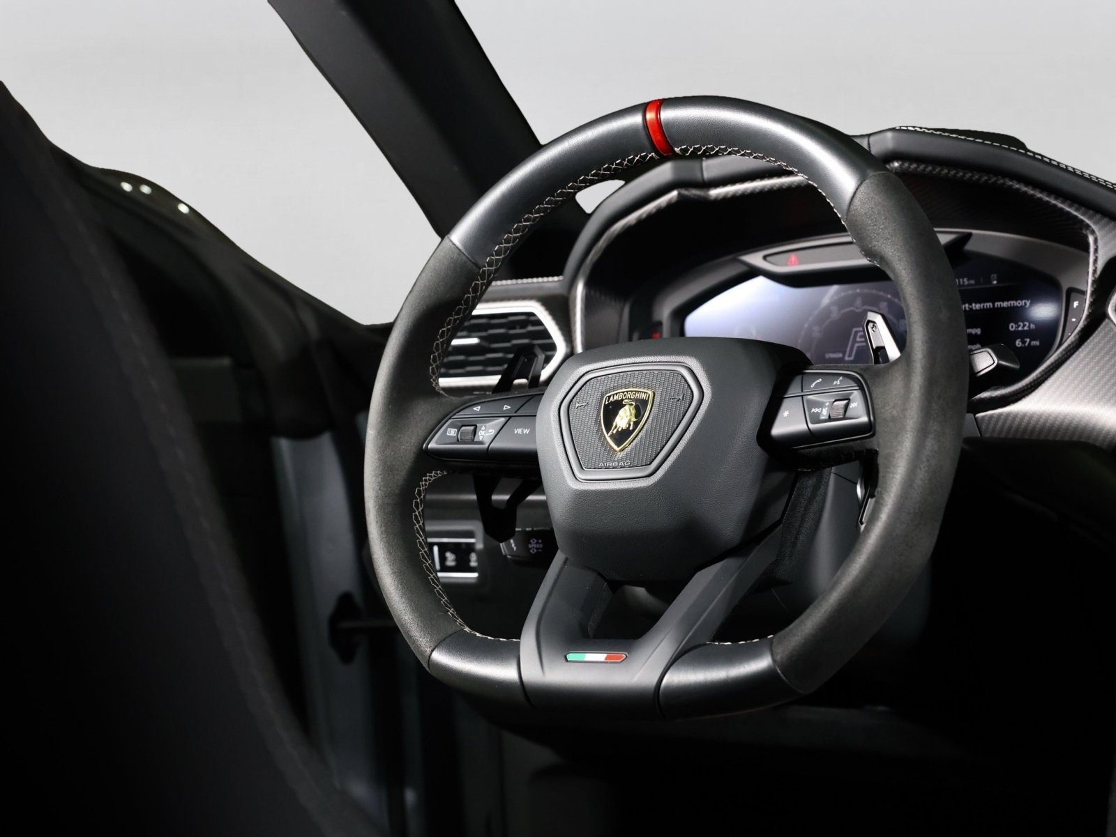Used 2023 Lamborghini Urus Performante AWD/4WD image 13