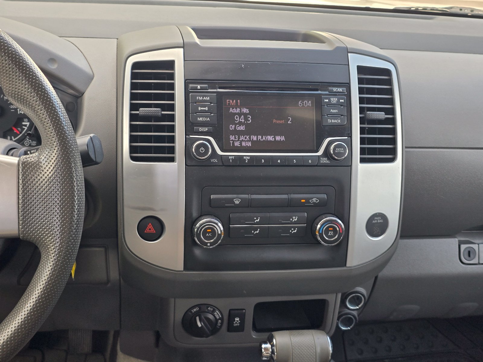 Used 2016 Nissan Frontier SV AWD/4WD image 19