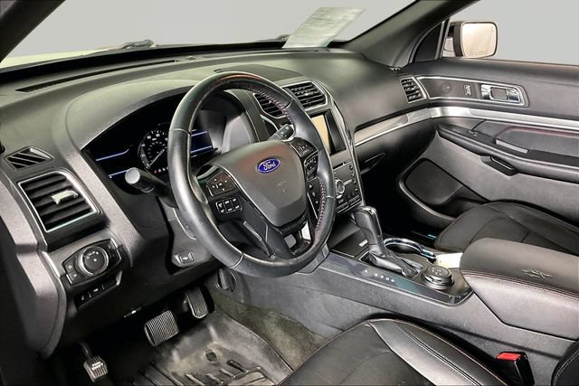 Used 2016 Ford Explorer Sport w/ Equipment Group 401A AWD/4WD image 15