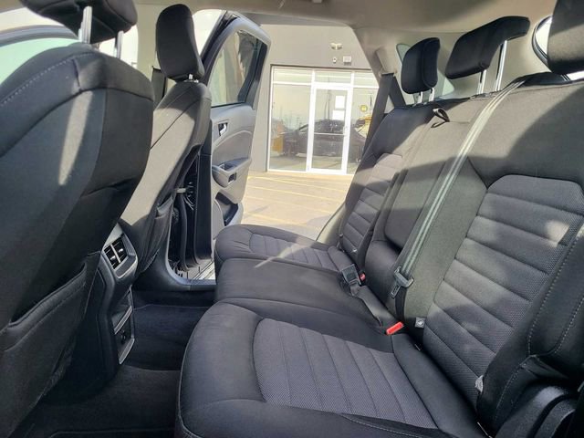 Used 2022 Ford Edge SE w/ Black Appearance Package image 22