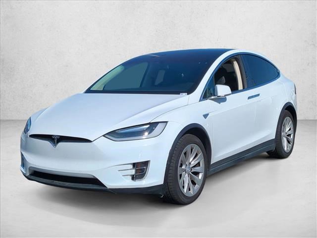 Used 2016 Tesla Model X 75D image 1
