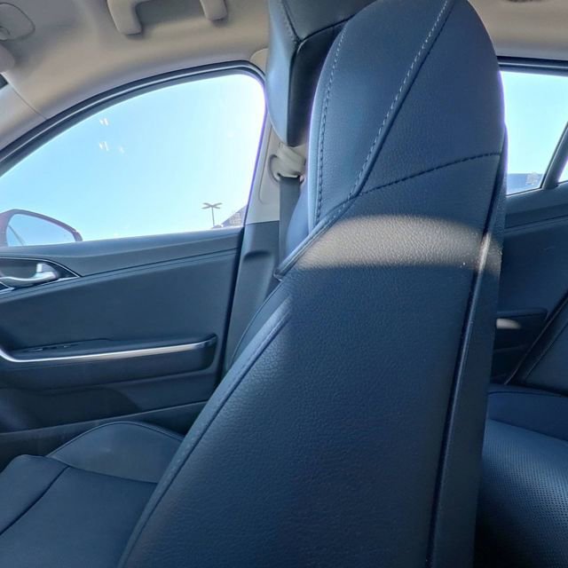 Used 2019 Kia Stinger Premium image 27