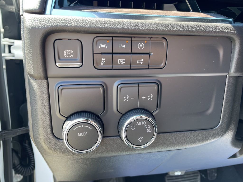 New 2026 Chevrolet Tahoe LS image 15