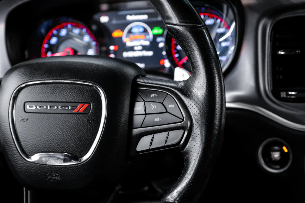 Used 2019 Dodge Charger SXT w/ Blacktop Package AWD/4WD image 19