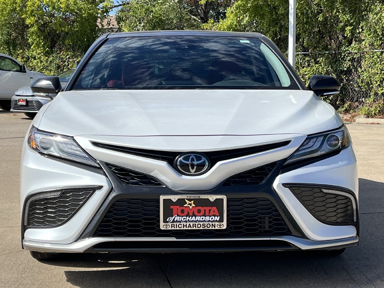 Used 2023 Toyota Camry XSE FWD image 7