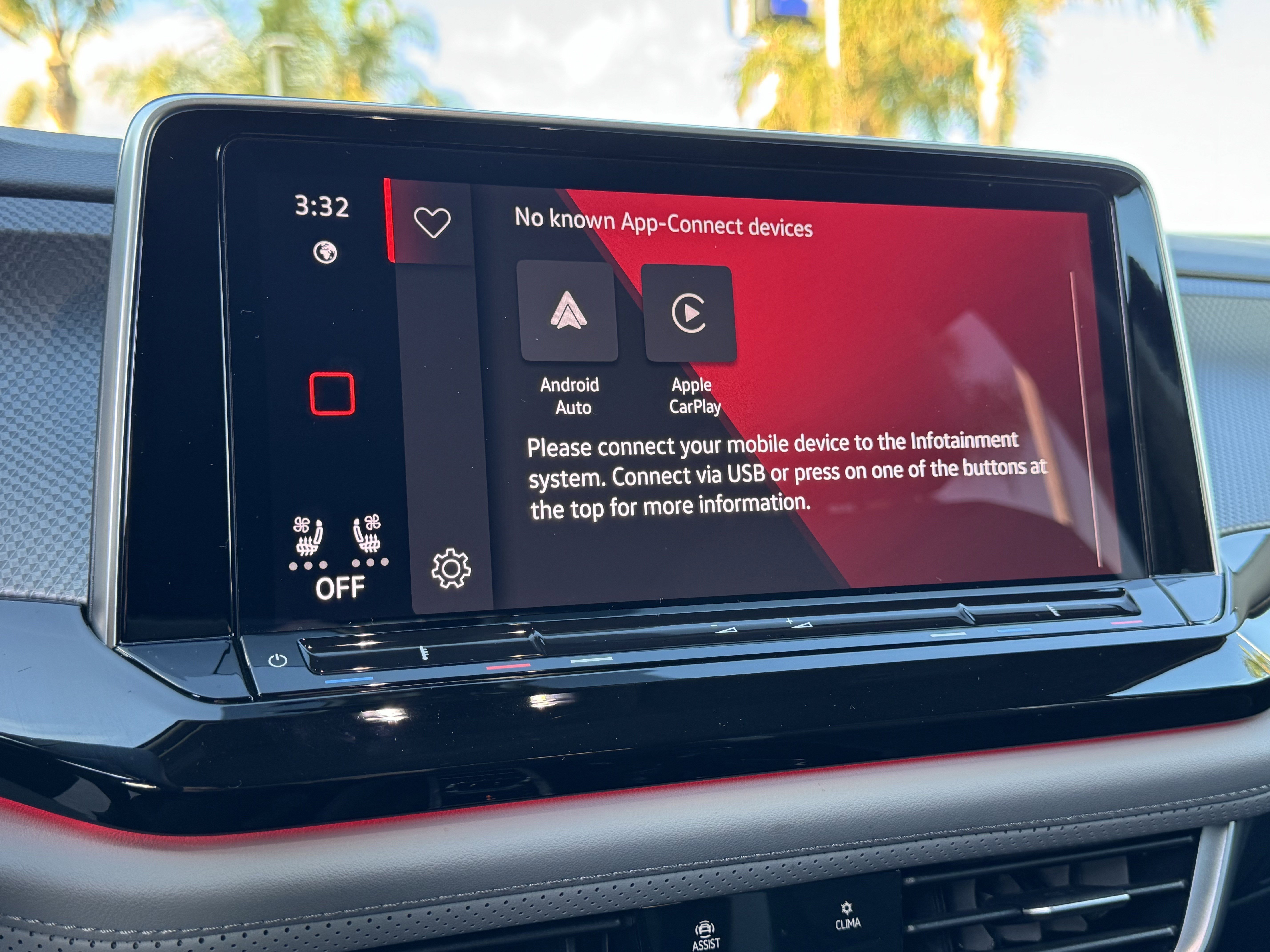 Certified 2025 Volkswagen Atlas Peak Edition SE AWD/4WD image 25