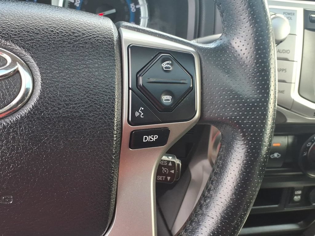 Used 2018 Toyota 4Runner SR5 Premium AWD/4WD image 19