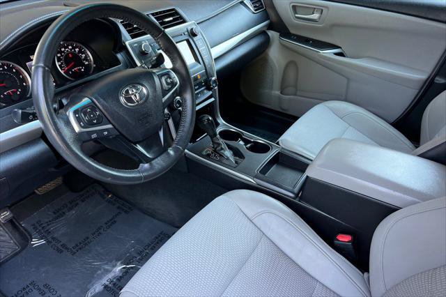 Certified 2017 Toyota Camry SE FWD image 11