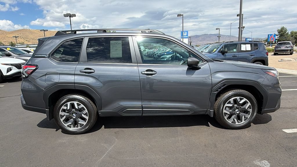 Certified 2026 Subaru Forester Premium AWD/4WD image 2