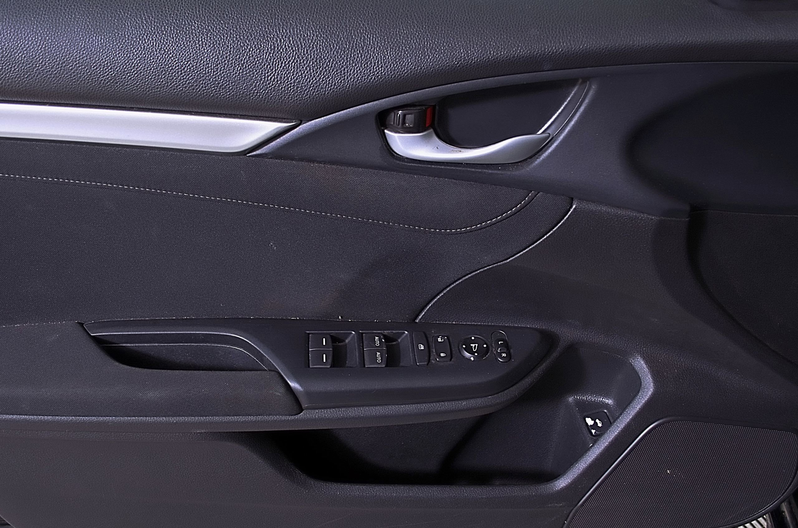 Used 2017 Honda Civic EX-T image 17