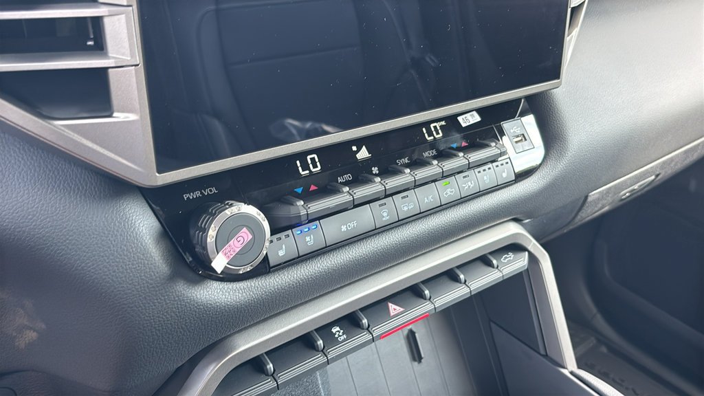New 2026 Toyota Tundra Limited AWD/4WD image 21