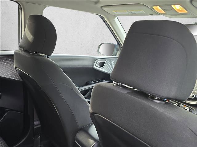 Used 2020 Kia Soul LX image 19