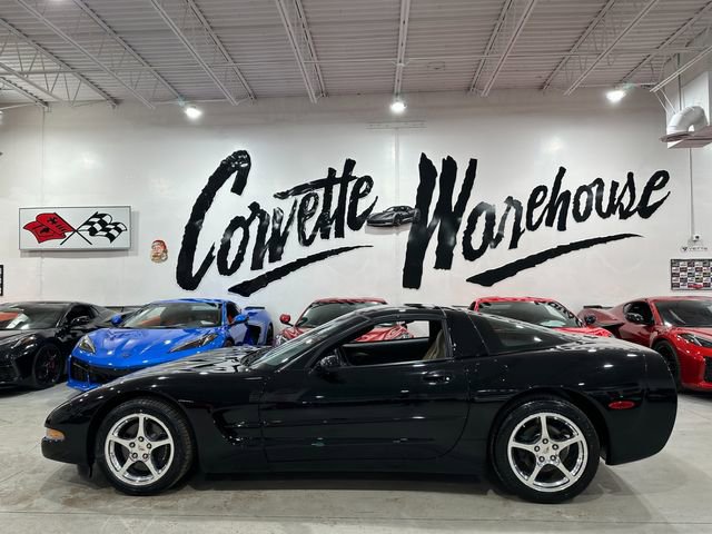Used 2004 Chevrolet Corvette Coupe image 30