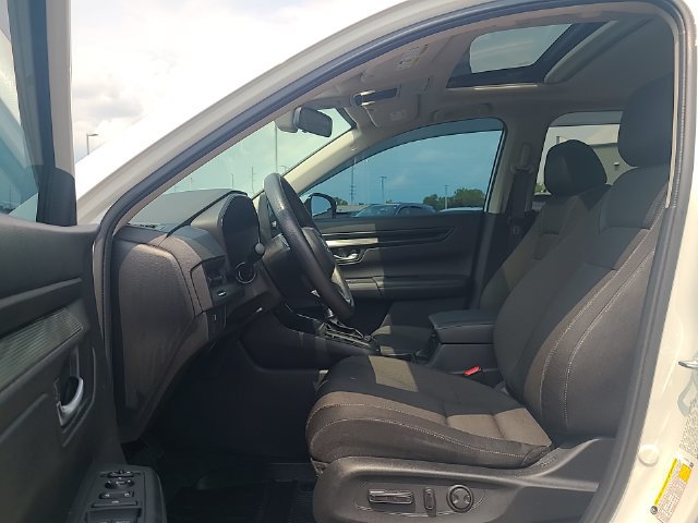 Used 2023 Honda CR-V EX image 12