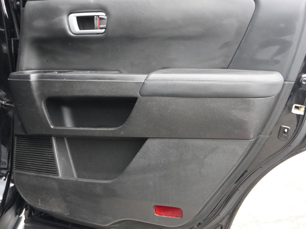 Used 2013 Honda Pilot Touring image 27