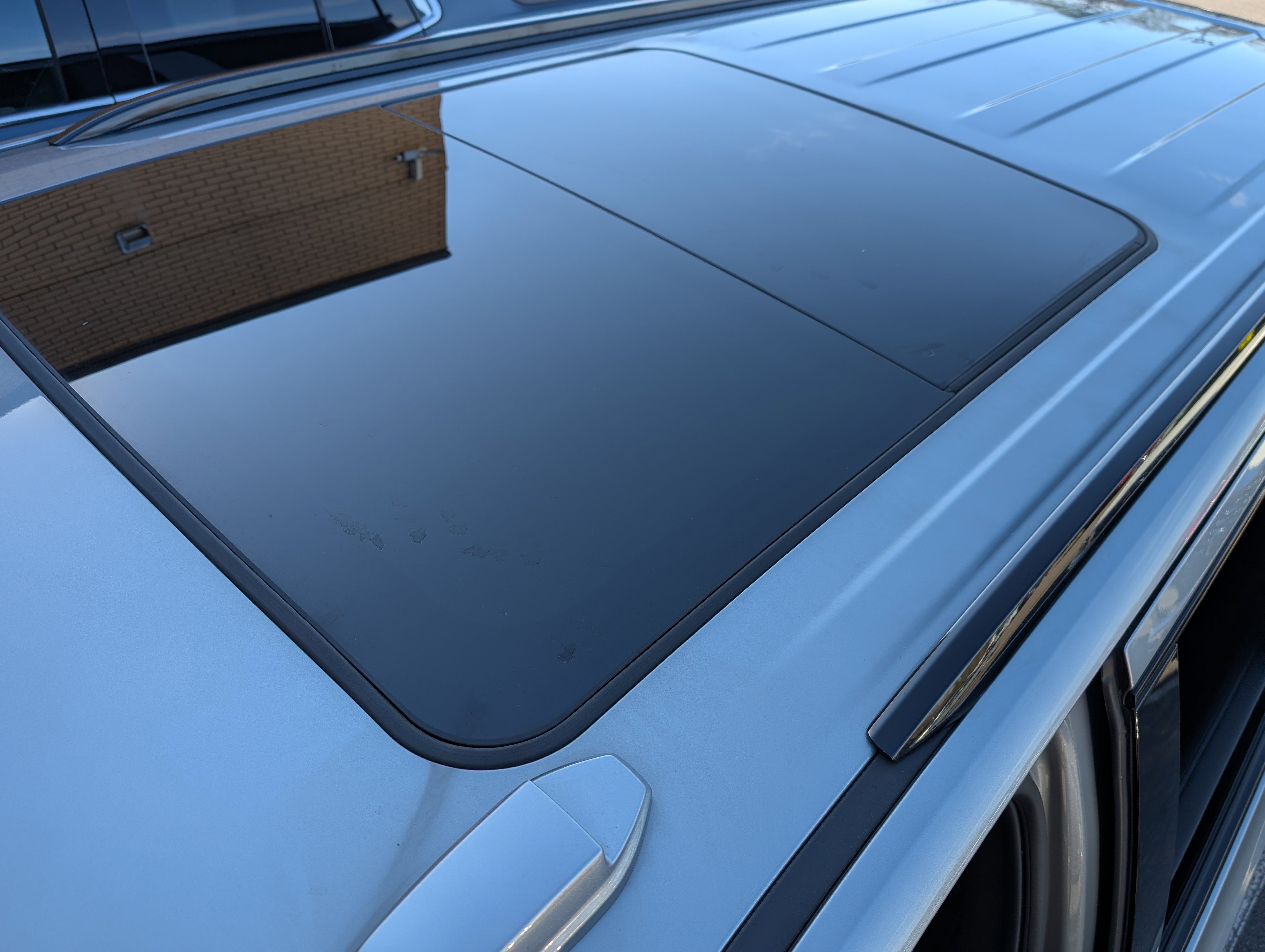 Used 2025 Chevrolet Suburban Z71 w/ Comfort Package image 14