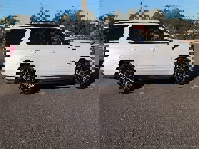 Used 2021 GMC Yukon AT4 w/ Rear Media and Nav Package image 9