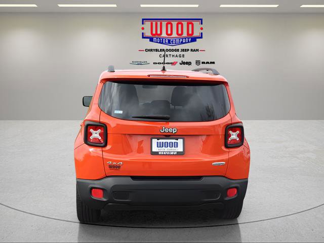 Used 2016 Jeep Renegade Latitude image 6