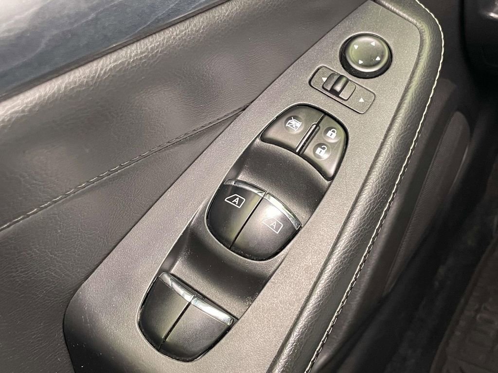 Used 2019 Nissan Maxima Platinum w/ Sport Mat Group FWD image 32