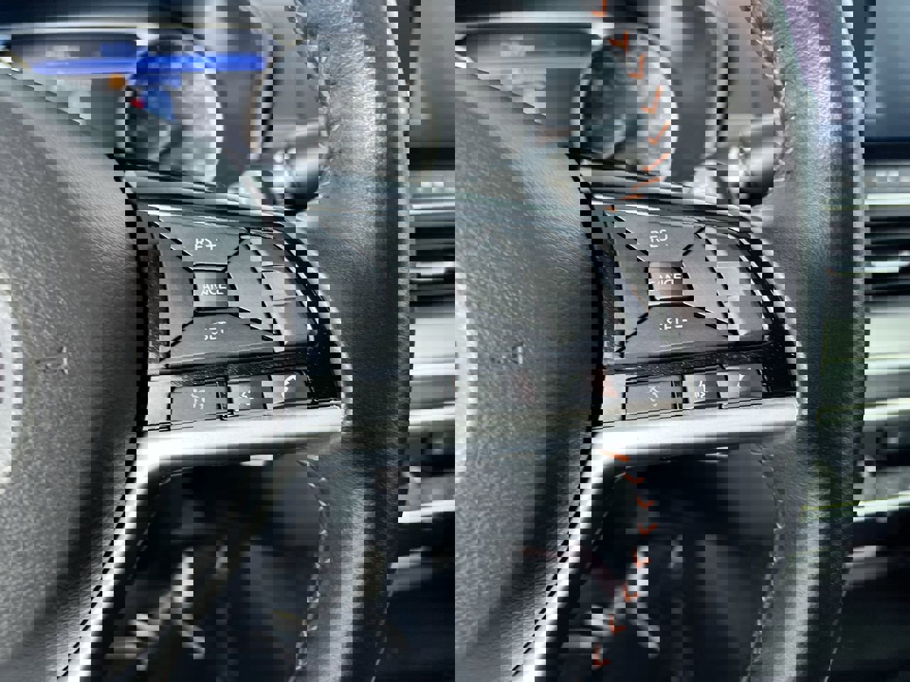 Used 2025 Nissan Altima 2.5 SR image 16