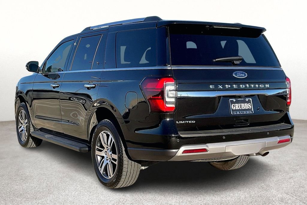 Used 2024 Ford Expedition Limited image 2