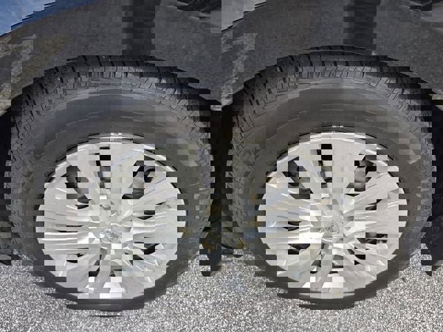 Used 2020 Nissan Sentra S image 13