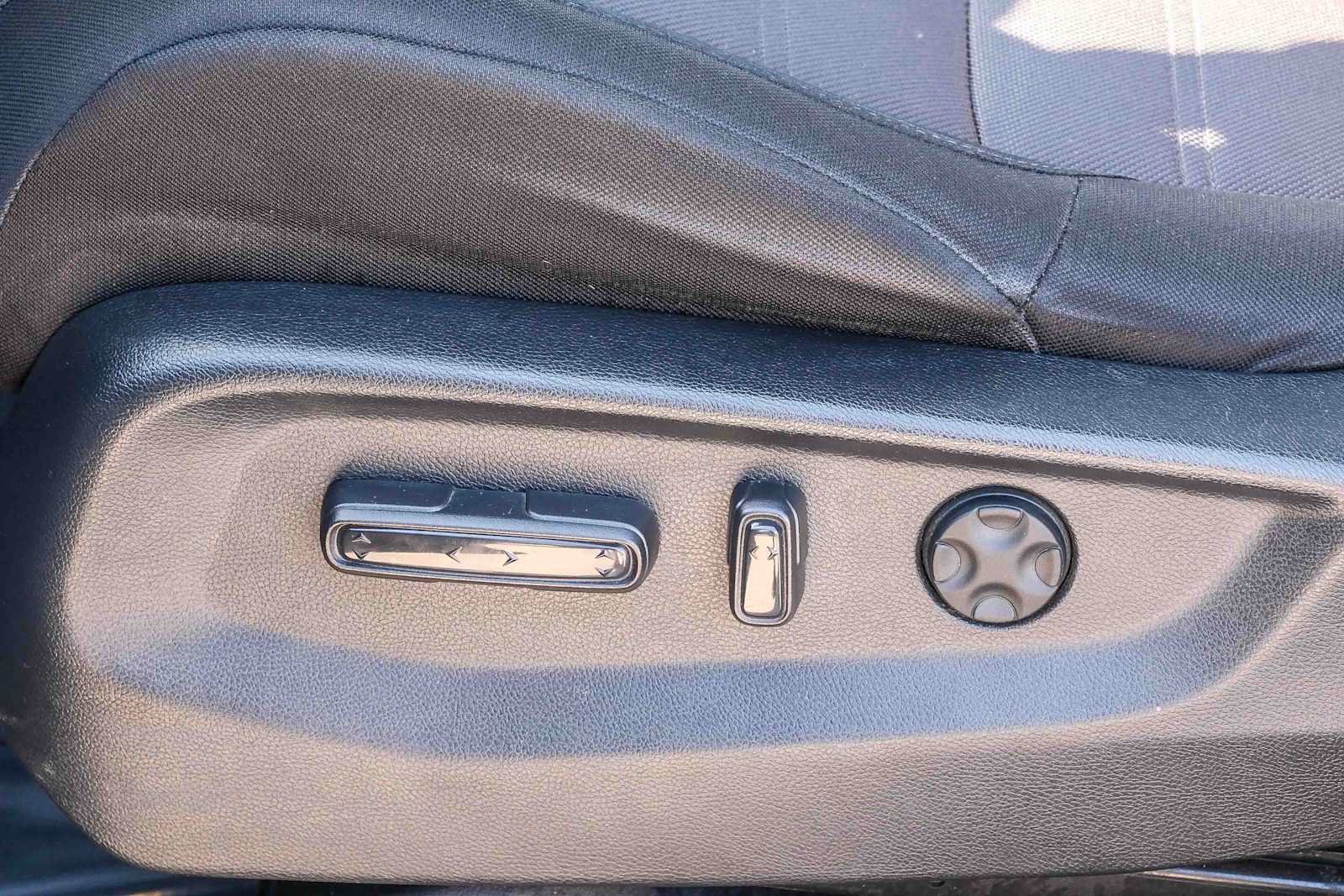 Used 2021 Honda CR-V EX image 24