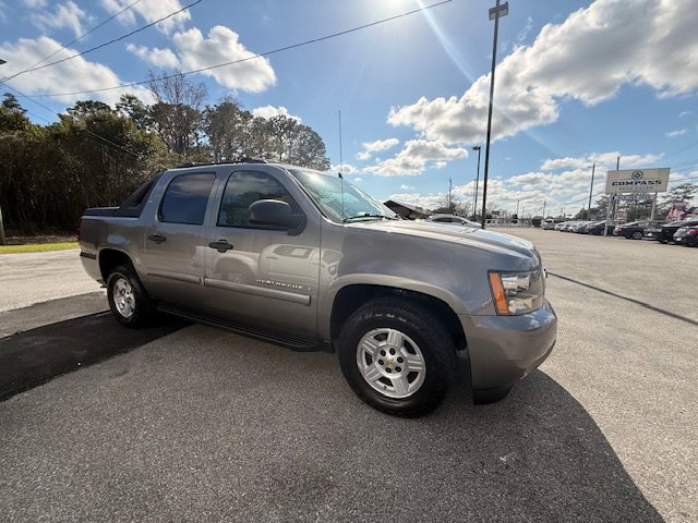 Used 2008 Chevrolet Avalanche LS RWD image 3